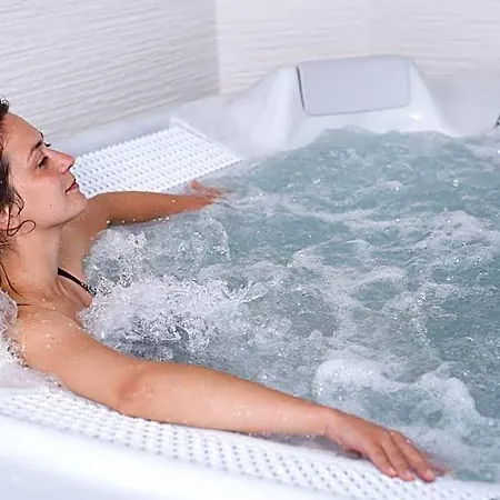 Nicey - Spa, Lounge, Coworking
