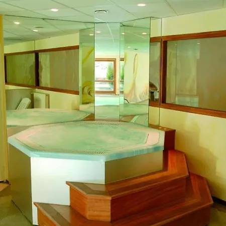 Nicey - Spa, Lounge, Coworking 3*