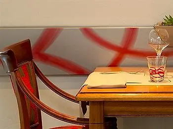 ホテル Nicey - Spa, Lounge, Coworking ロミイ・シュル・セーヌ