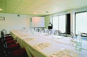 Nicey - Spa, Lounge, Coworking